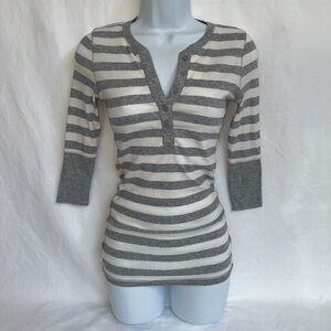 American Eagle Henley